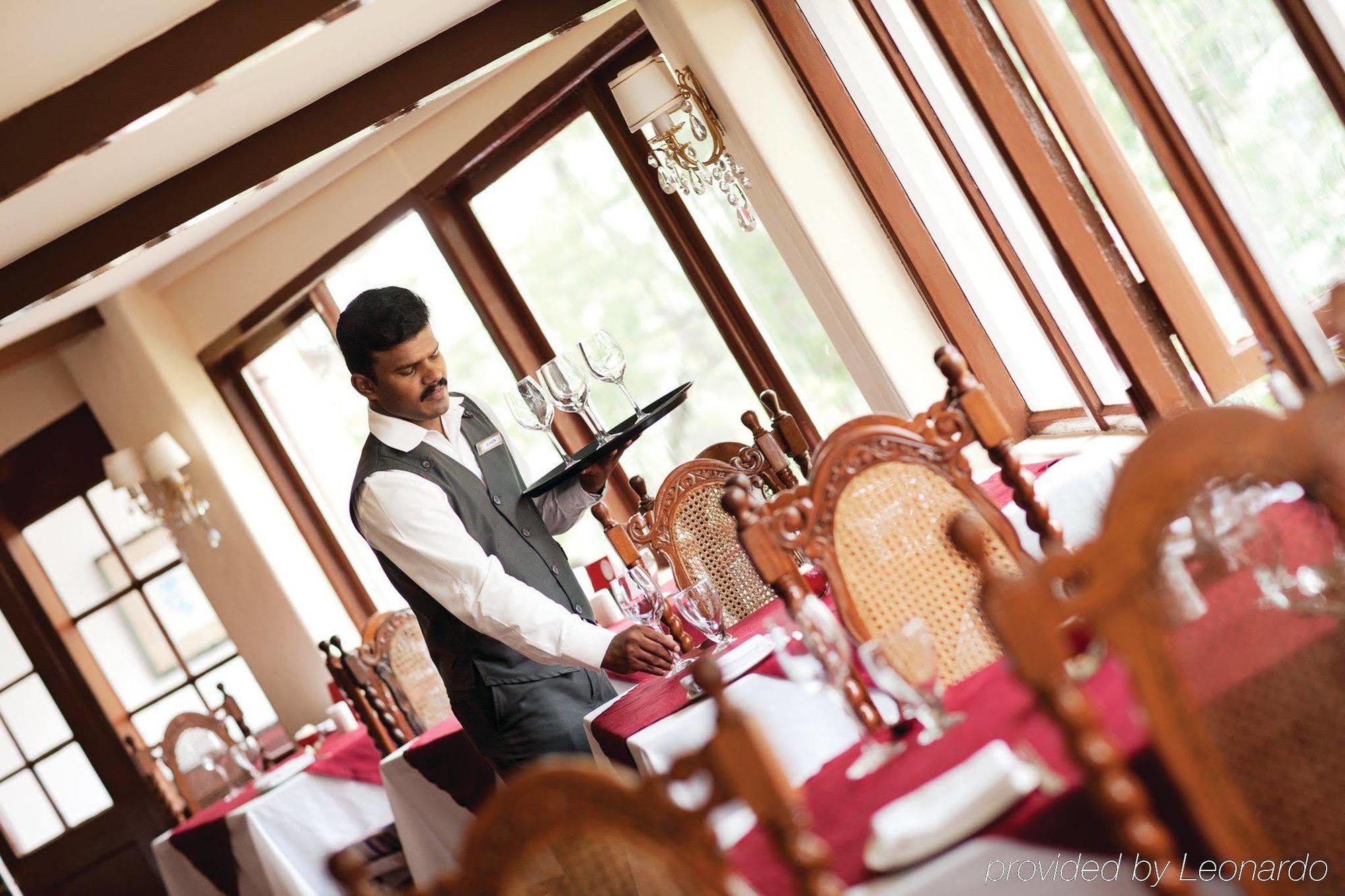 Gateway Coonoor Hotel Étterem fotó